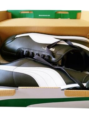 Puma Men’s Black and White Low-Profile Sneaker Size 12 New